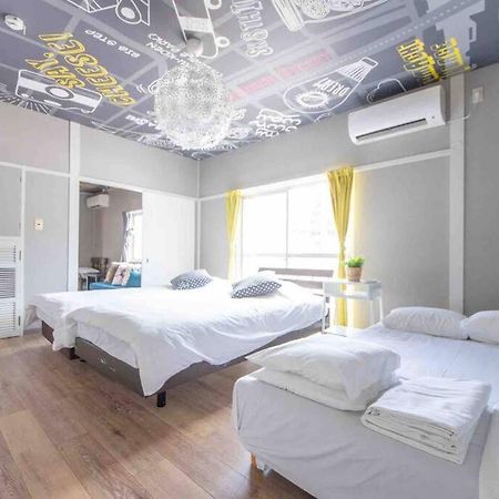 Sanacion Namba 難波千日前の5Ldk120平米 駅徒歩2分 広々バルコニーでバーベキューも可能 Apartment Osaka Luaran gambar